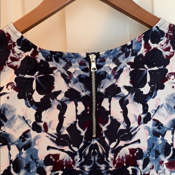 Cynthia Rowley printed shirt-sleeve blouse - Picture 3 of 6